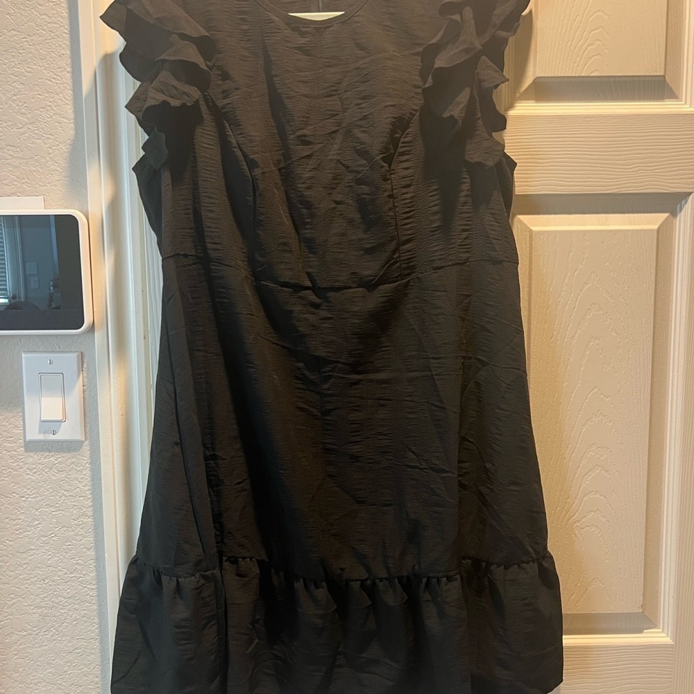 SHEIN Black Ruffle Midi‎ Dress